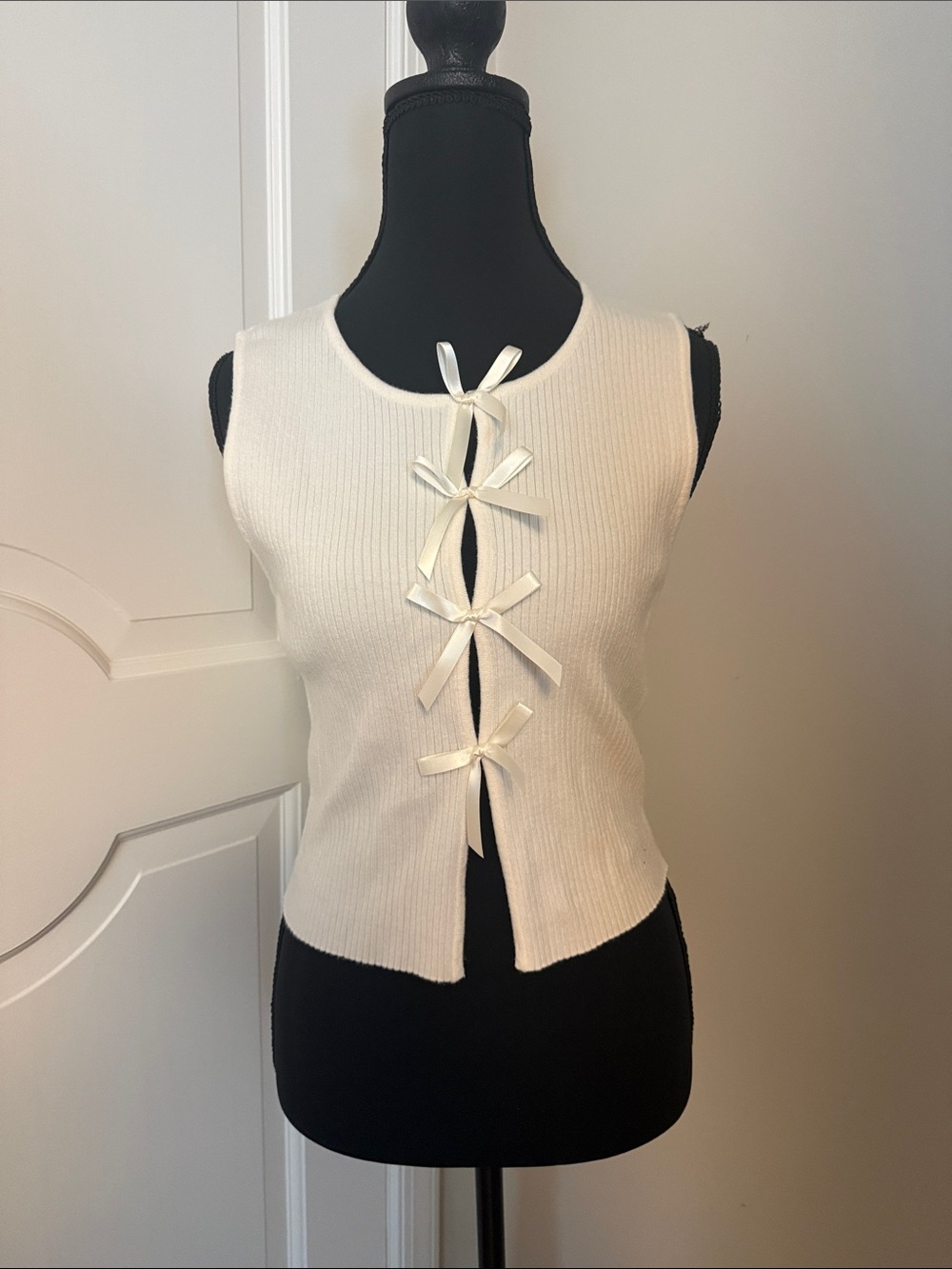 Sleeveless Cream Ribbed Tank with Front Bow Ties